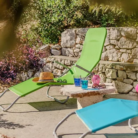 Robinson Eda Casa de Férias Murvica (Brac)