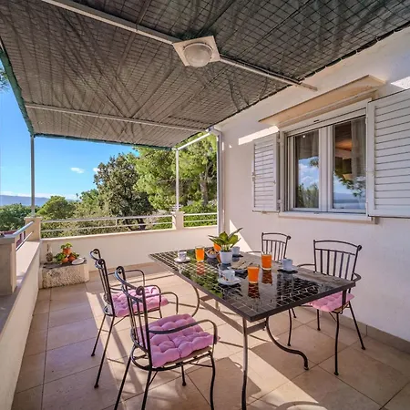 Robinson Eda Murvica (Brac)