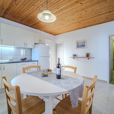 Robinson Eda Hébergement de vacances Murvica (Brac)